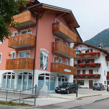 Hotel Garni Al Nardis คาริโซโล ภายนอก รูปภาพ
