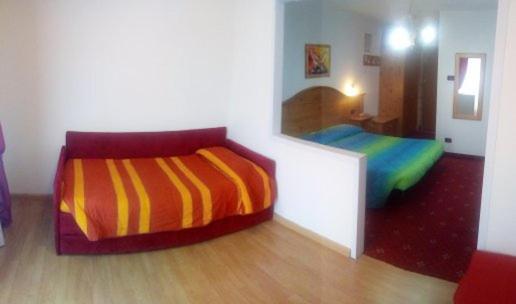 Hotel Garni Al Nardis คาริโซโล ภายนอก รูปภาพ