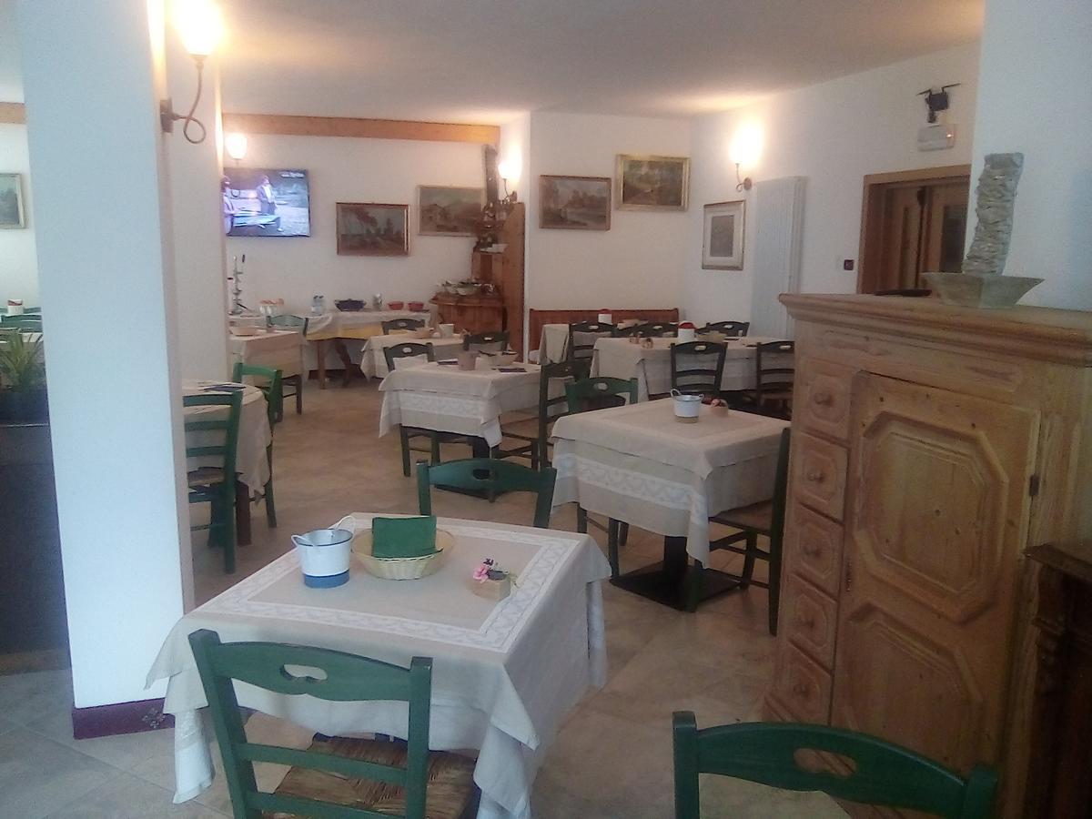 Hotel Garni Al Nardis คาริโซโล ภายนอก รูปภาพ