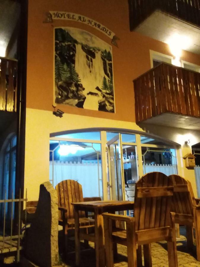 Hotel Garni Al Nardis คาริโซโล ภายนอก รูปภาพ