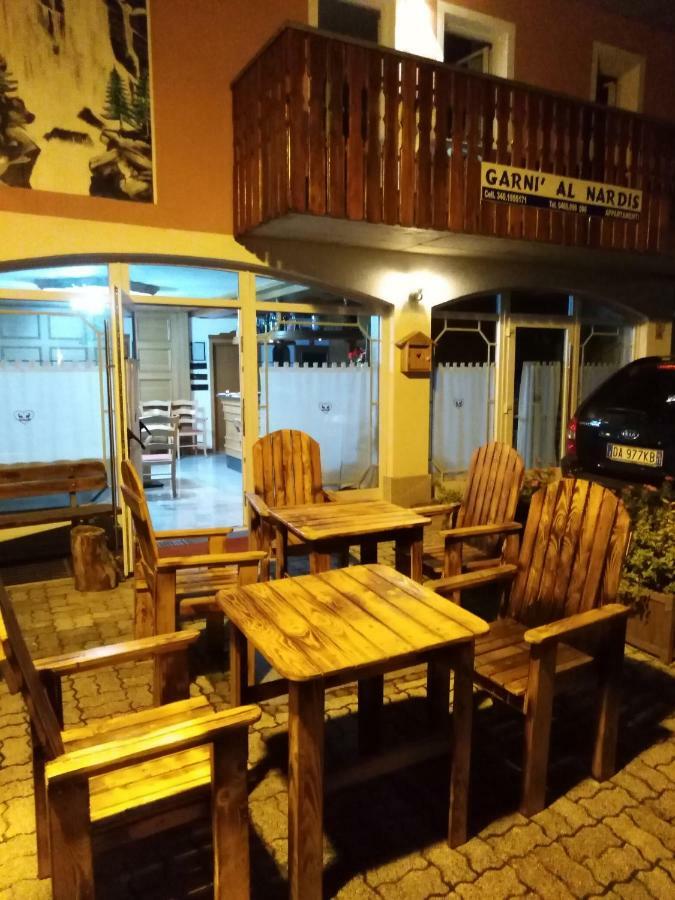 Hotel Garni Al Nardis คาริโซโล ภายนอก รูปภาพ